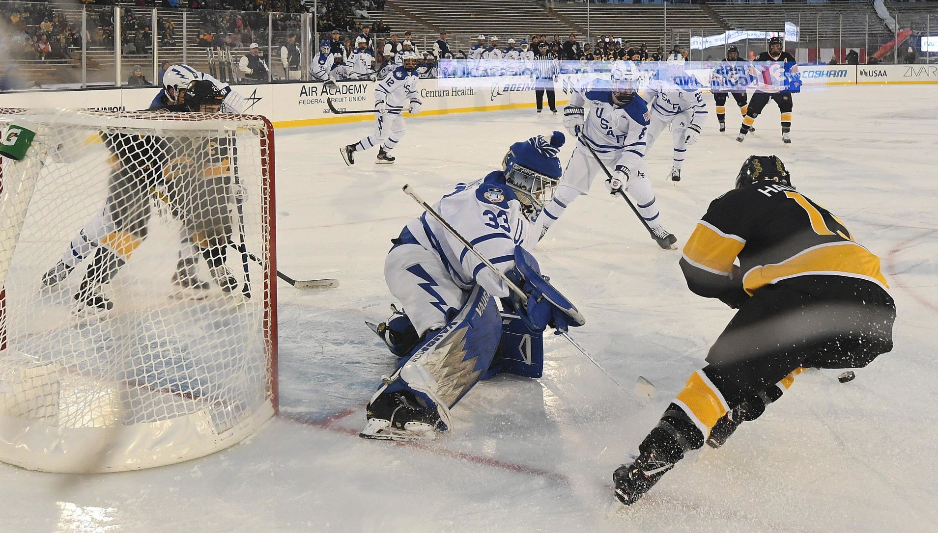 021820-s-hockey 3324.jpg